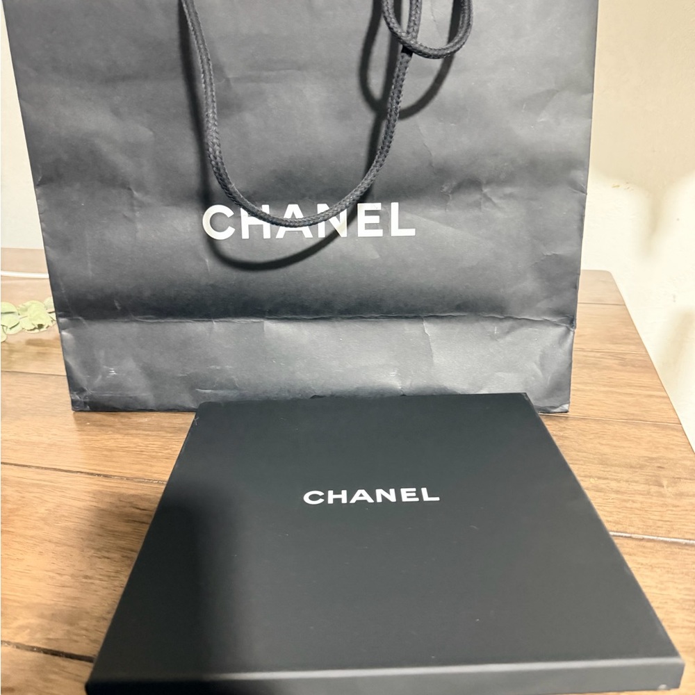 Chanel Black Shopping Bag and box - Picture 8 of 8